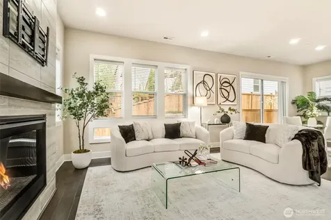 24509 NE 13th Place Sammamish WA 98074