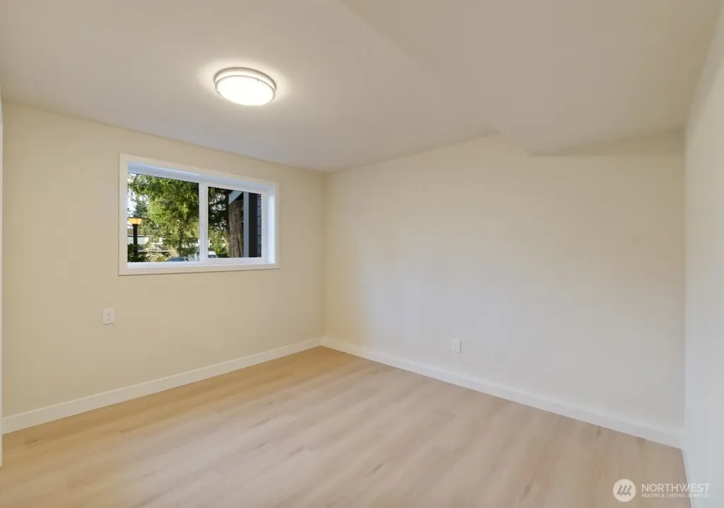 14522 NE 5th Street Bellevue WA 98007