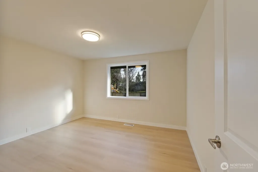 14522 NE 5th Street Bellevue WA 98007