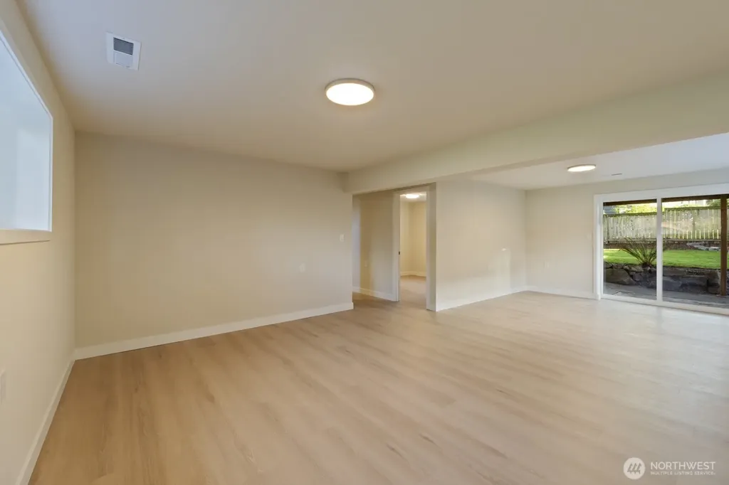 14522 NE 5th Street Bellevue WA 98007