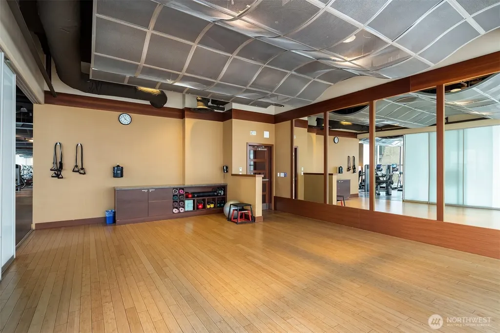 737 Olive Way Seattle WA 98101