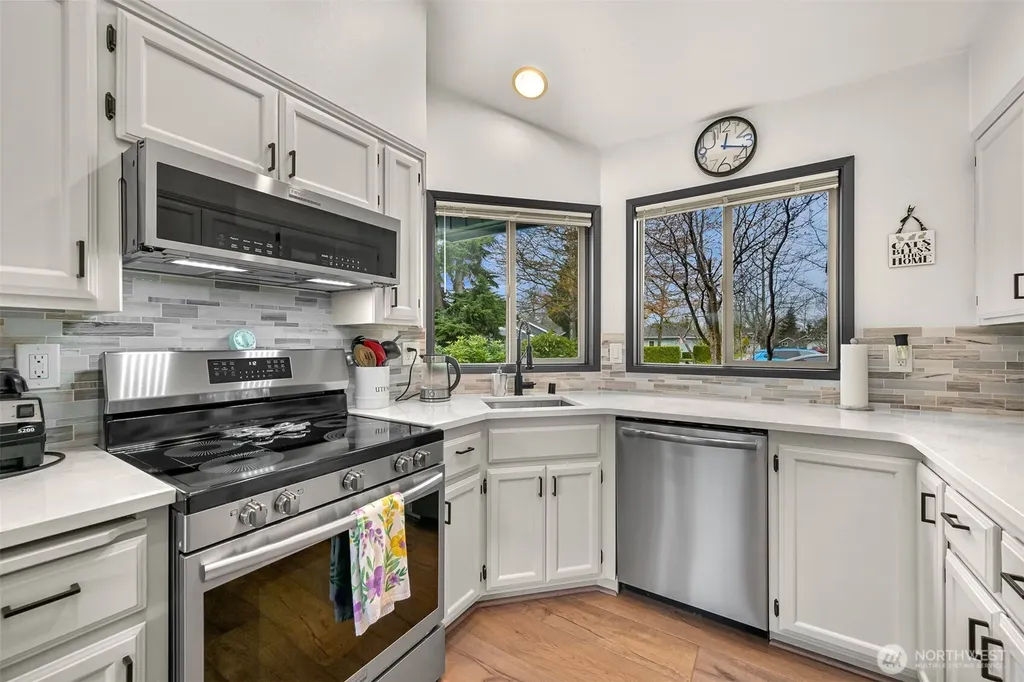 4858 N Village Lane Bellingham WA 98226