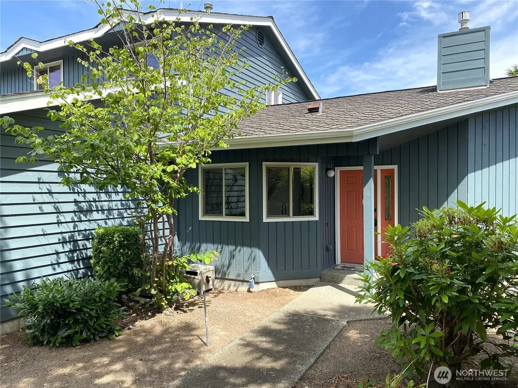 4858 N Village Lane Bellingham WA 98226