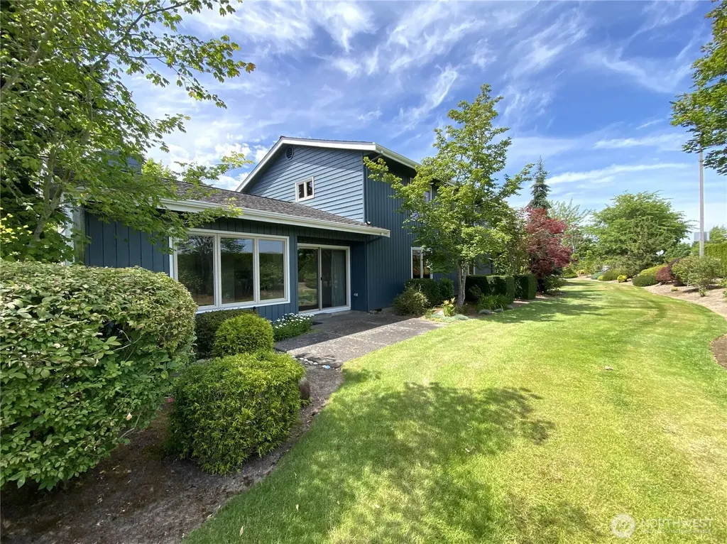 4858 N Village Lane Bellingham WA 98226