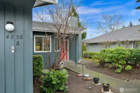 4858 N Village Lane Bellingham WA 98226