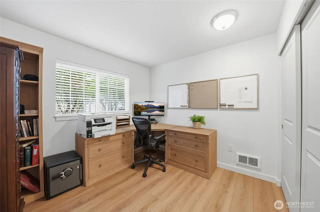 25025 SE Klahanie Boulevard Sammamish WA 98029