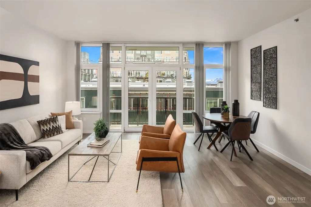 2717 Western Avenue Seattle WA 98121