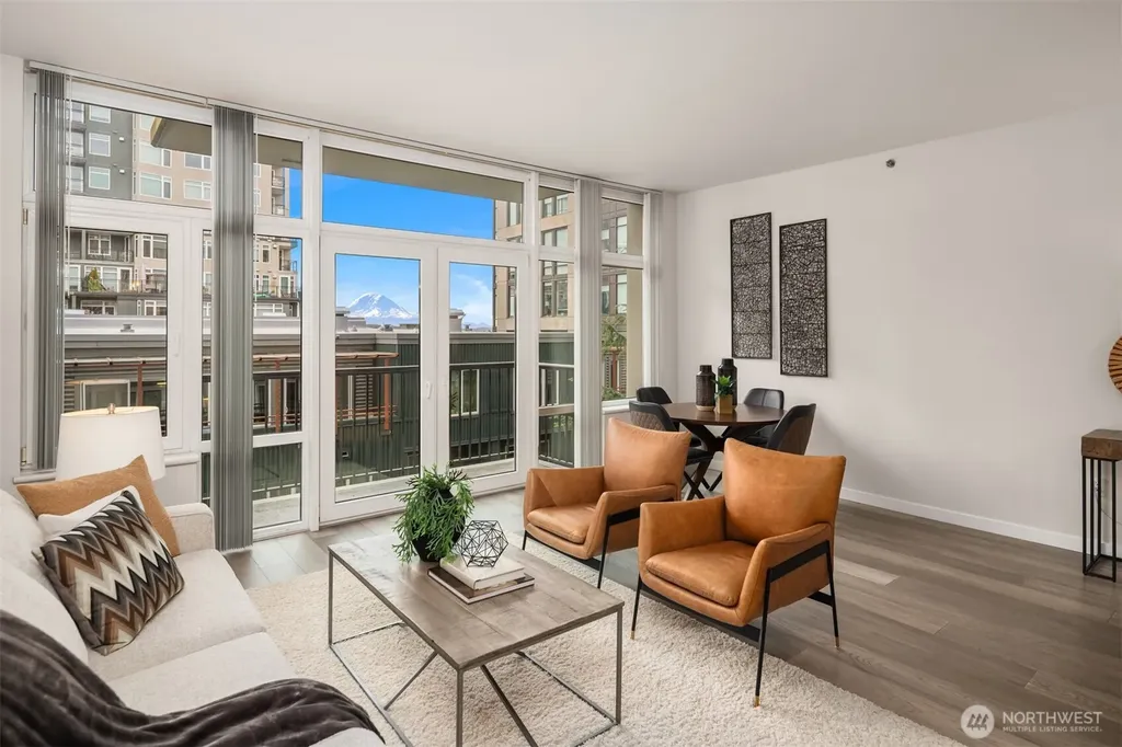 2717 Western Avenue Seattle WA 98121