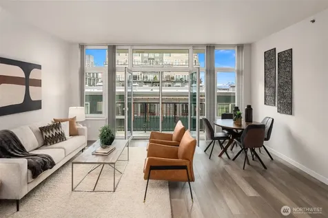 2717 Western Avenue Seattle WA 98121