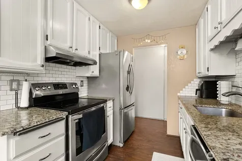 2031 NW 59th Street Seattle WA 98107