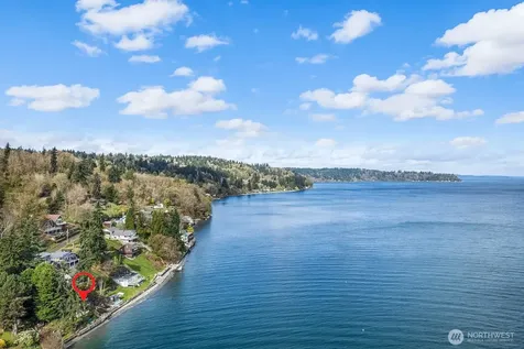 8032 SW Hawthorne Lane Vashon WA 98070