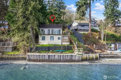 8032 SW Hawthorne Lane Vashon WA 98070