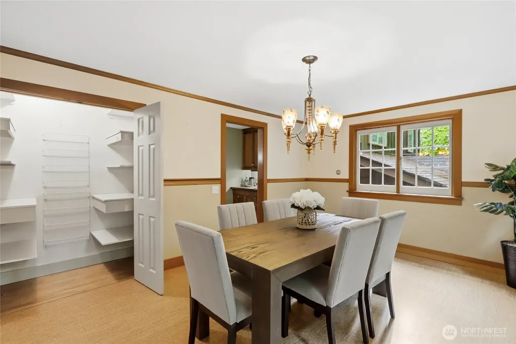 7400 Island Center Road NE Bainbridge Island WA 98110