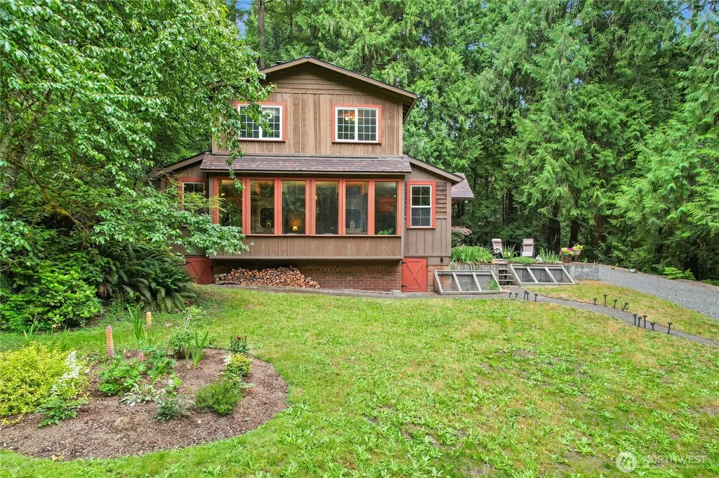 7400 Island Center Road NE Bainbridge Island WA 98110