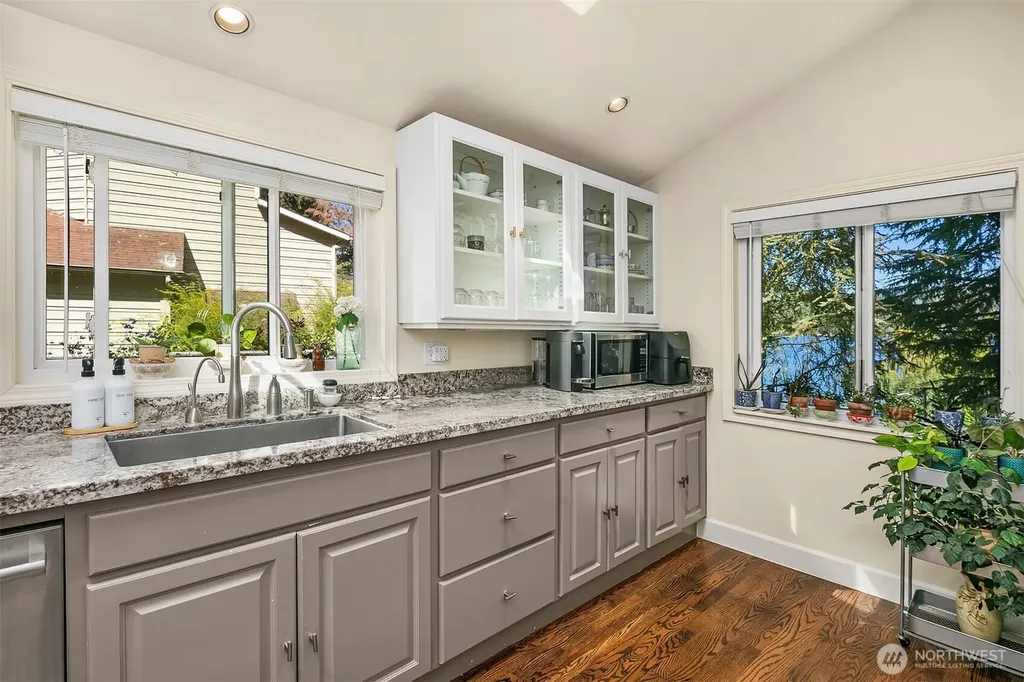 13731 42nd Place NE Seattle WA 98125