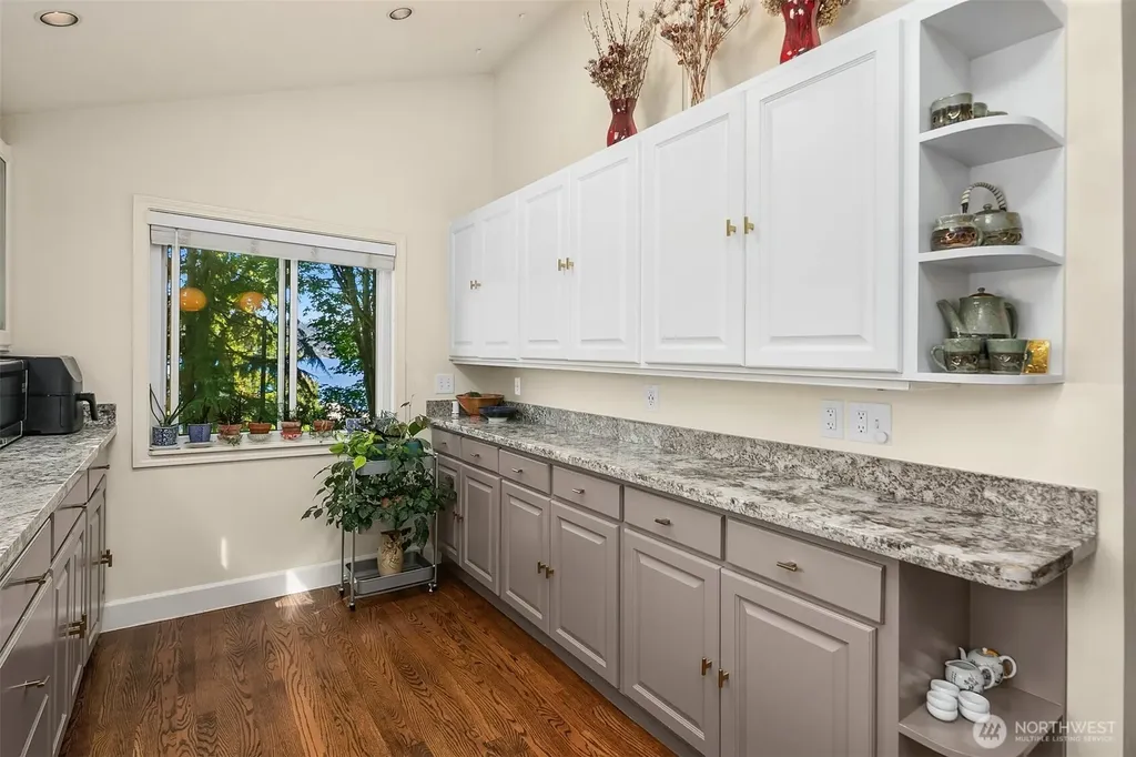 13731 42nd Place NE Seattle WA 98125