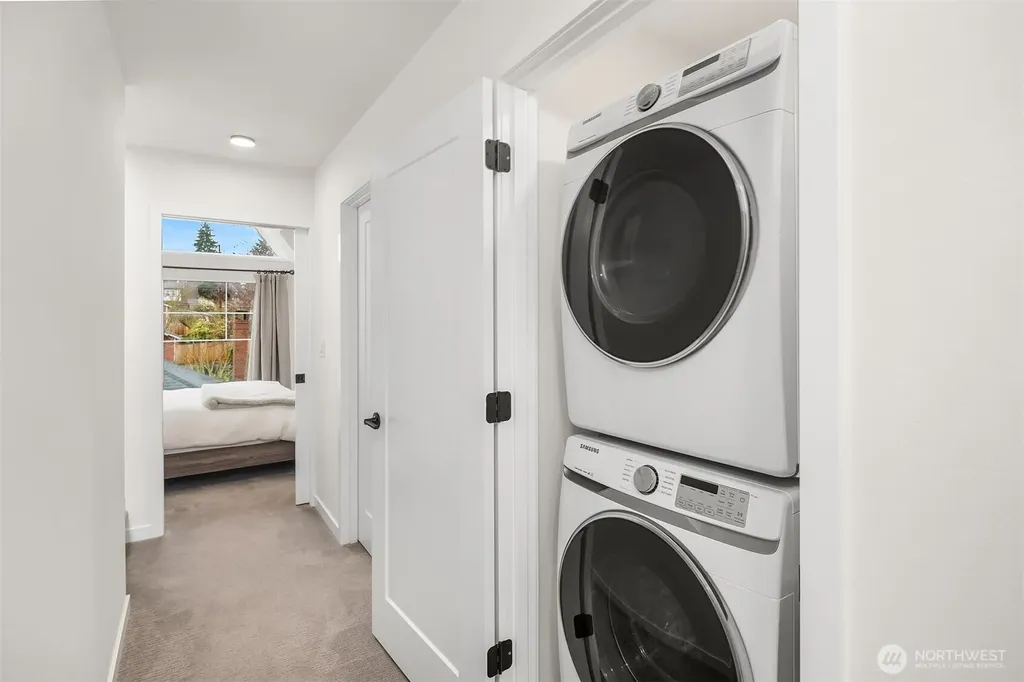 6041 42nd Avenue SW Seattle WA 98136