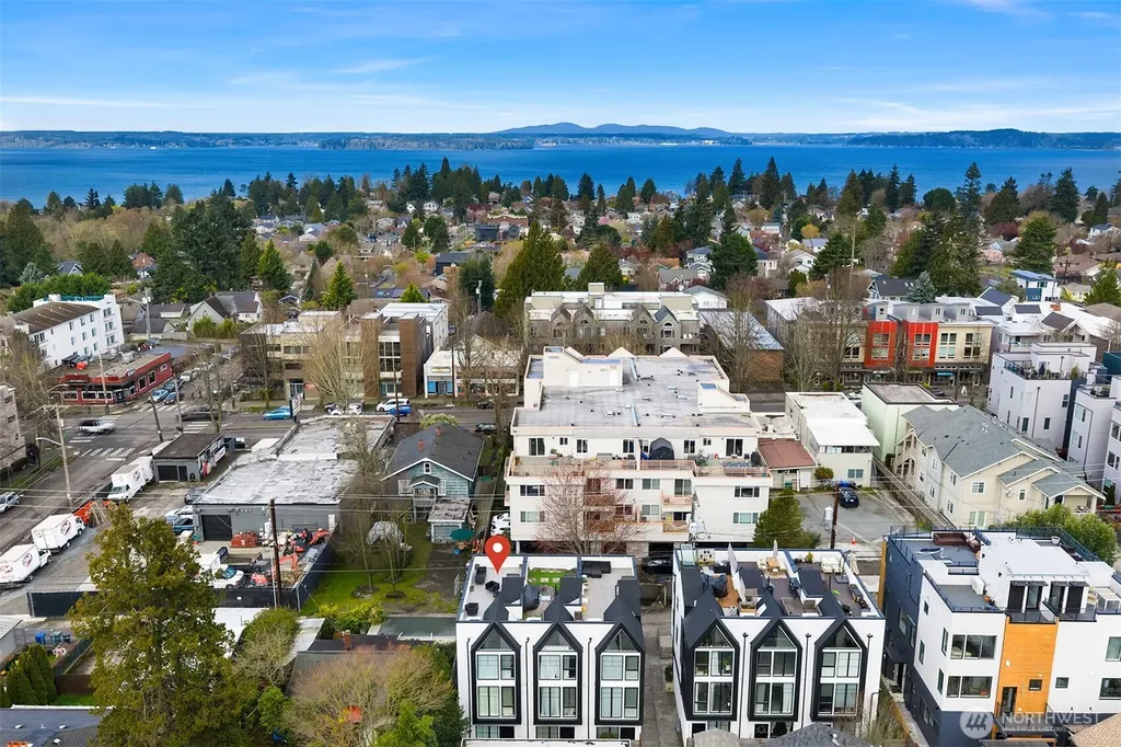 6041 42nd Avenue SW Seattle WA 98136