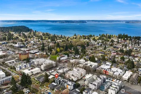 6041 42nd Avenue SW Seattle WA 98136