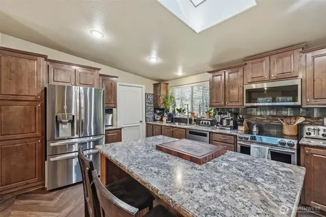 371 Sunset Drive Oak Harbor WA 98277