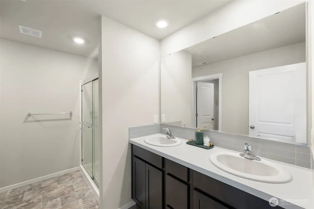 731 NE Cabot Lane Bremerton WA 98311