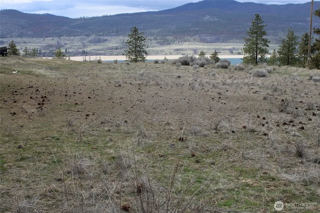 42195 Miles Creston Road N Creston WA 99122