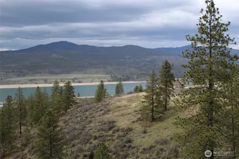 42195 Miles Creston Road N Creston WA 99122