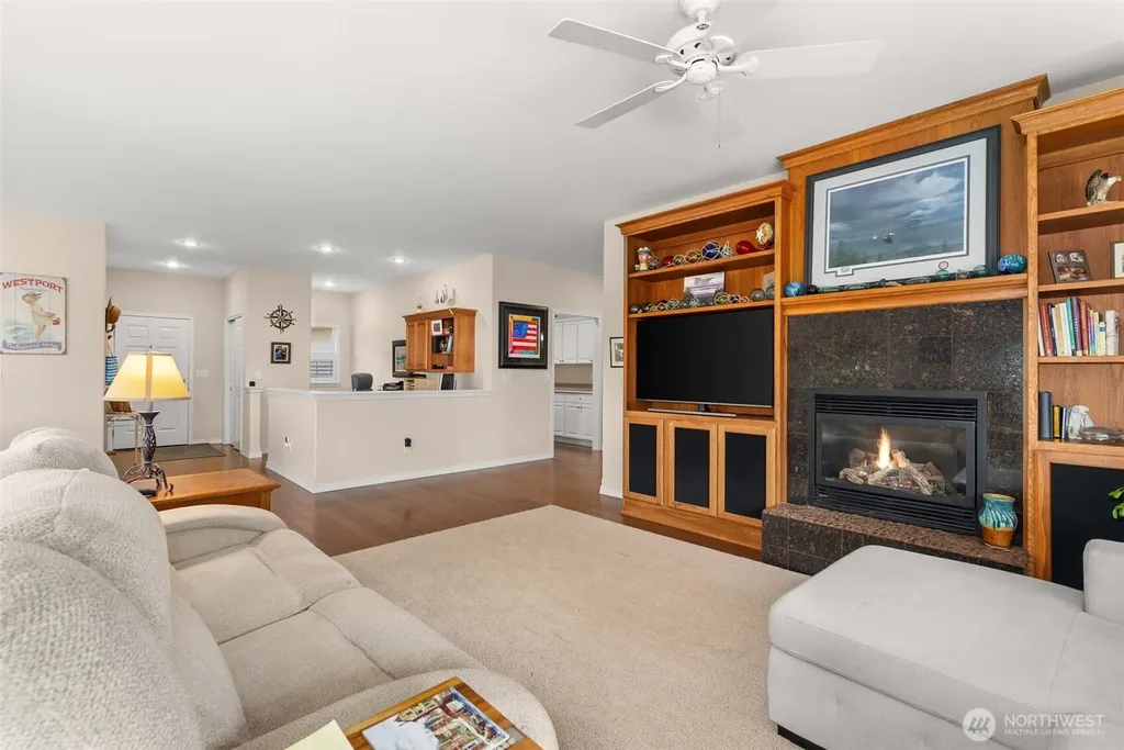 921 Pheasant Run Westport WA 98595