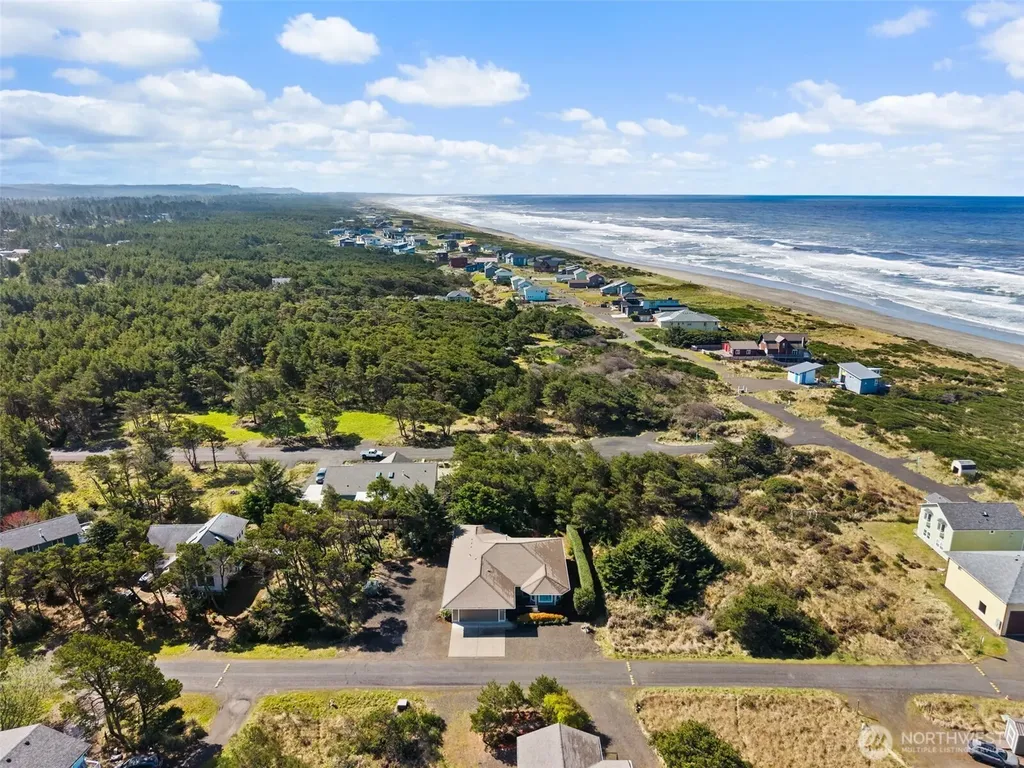 921 Pheasant Run Westport WA 98595