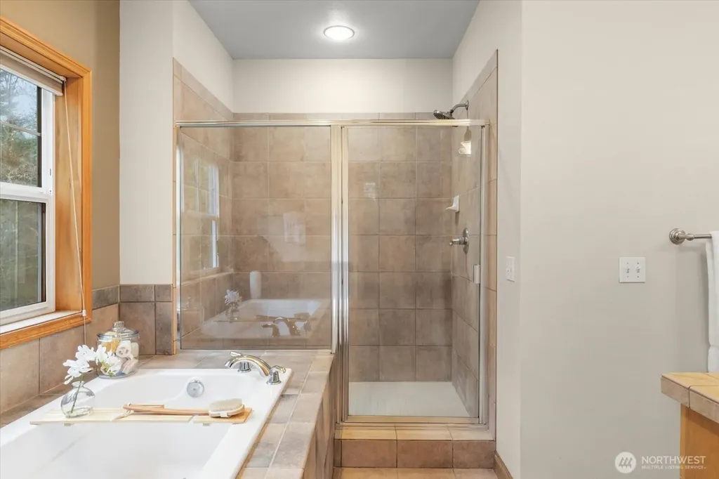 16470 Uplands Way SE North Bend WA 98045