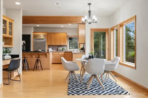 16470 Uplands Way SE North Bend WA 98045