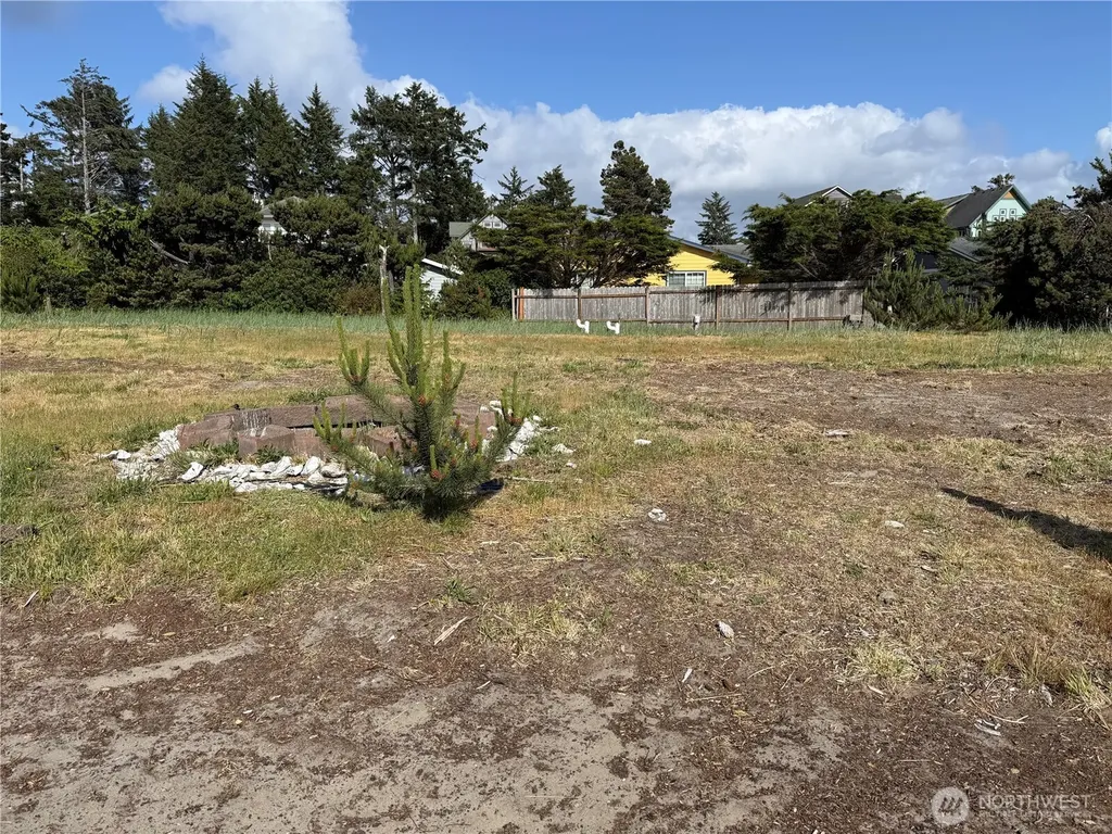 31202 I Street E Ocean Park WA 98640