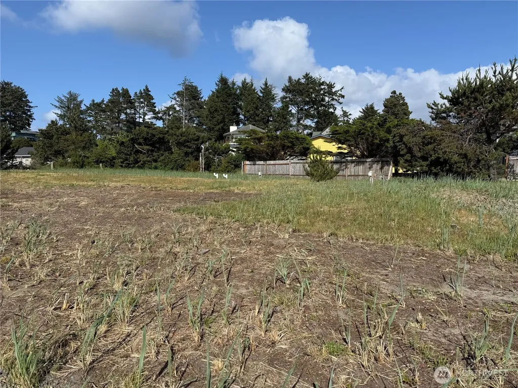 31202 I Street E Ocean Park WA 98640