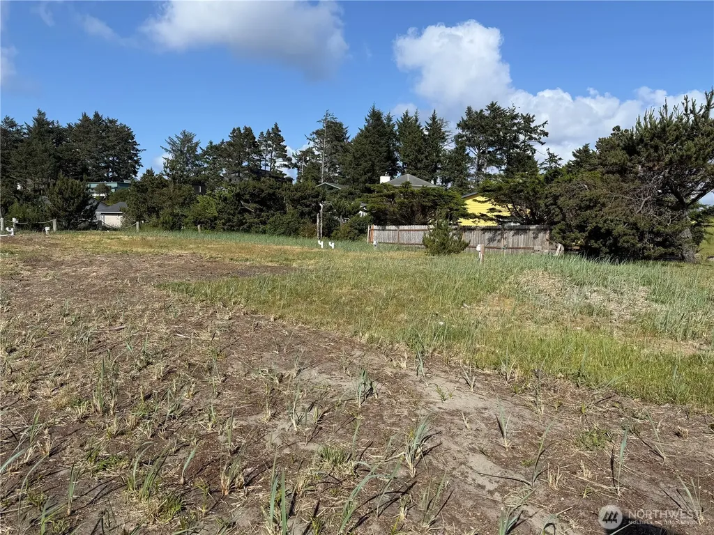 31202 I Street E Ocean Park WA 98640