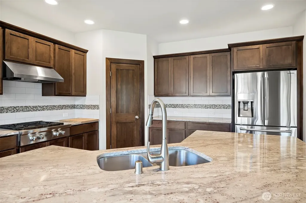 4351 333rd Avenue NE Carnation WA 98014