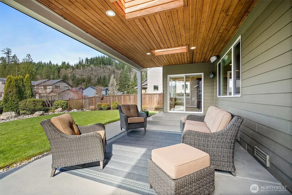 4351 333rd Avenue NE Carnation WA 98014