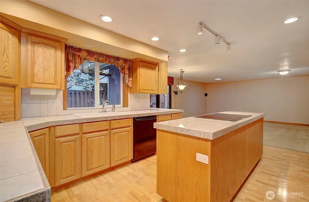 12005 NW 36th Avenue Vancouver WA 98685