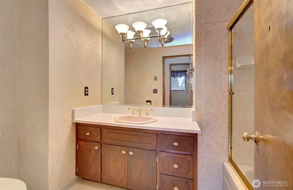12005 NW 36th Avenue Vancouver WA 98685