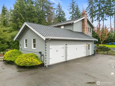 13716 106th Street E Puyallup WA 98374