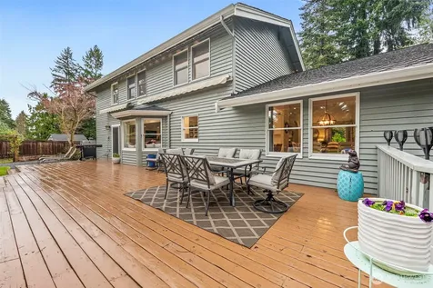 13716 106th Street E Puyallup WA 98374