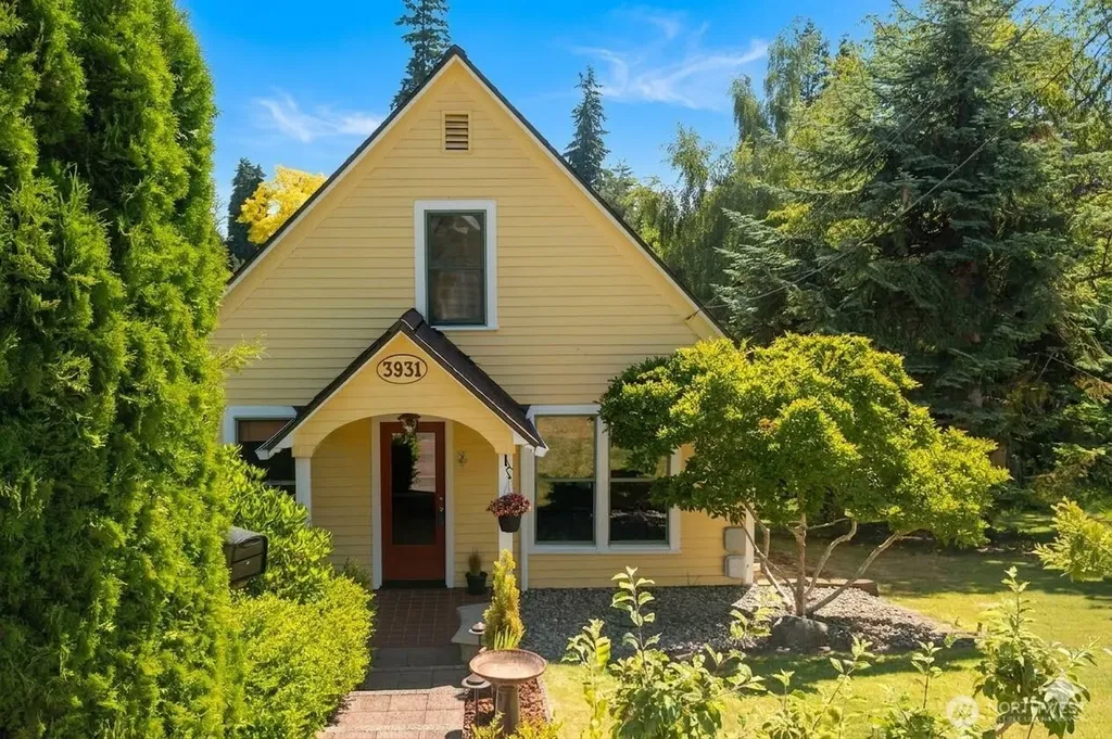 3931 Friday Avenue Everett WA 98201