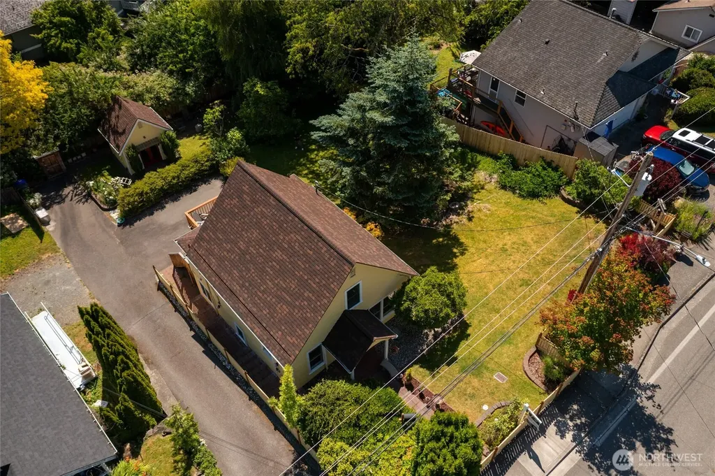 3931 Friday Avenue Everett WA 98201