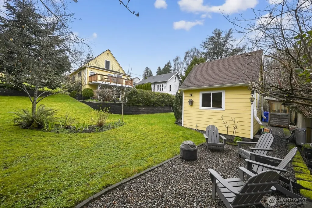 3931 Friday Avenue Everett WA 98201