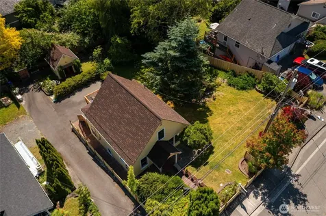 3931 Friday Avenue Everett WA 98201