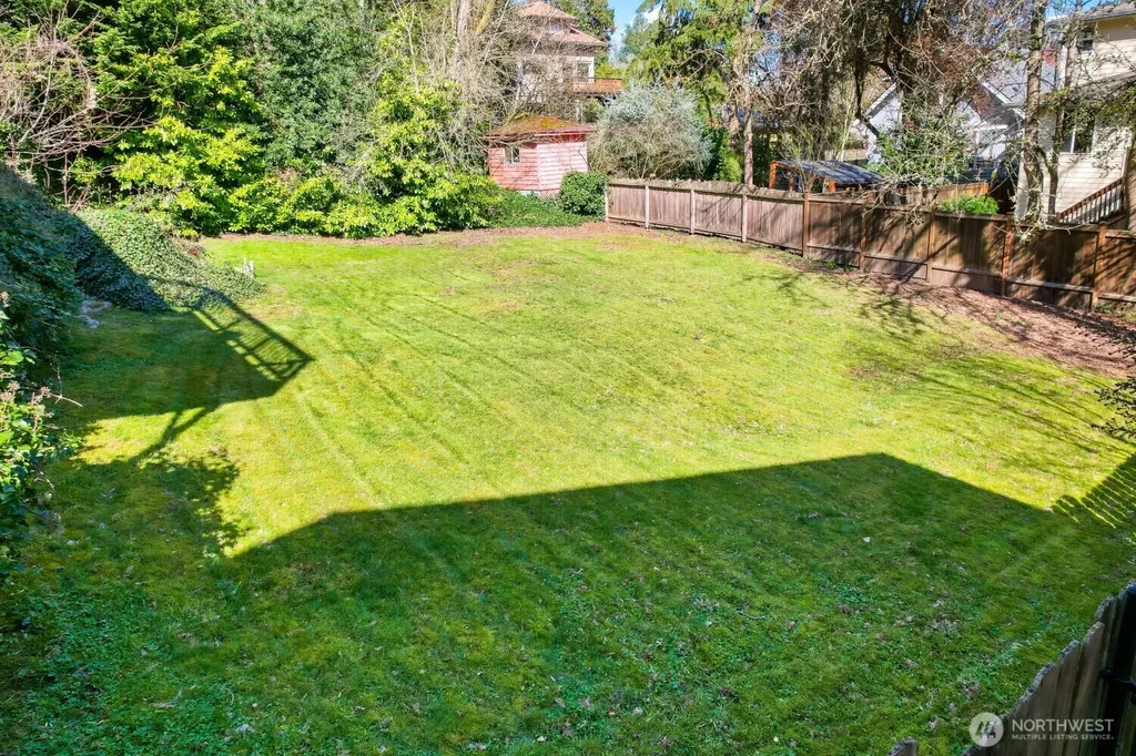 4712 44th Avenue S Seattle WA 98118