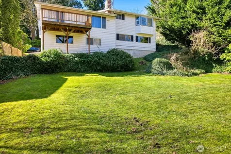 4712 44th Avenue S Seattle WA 98118