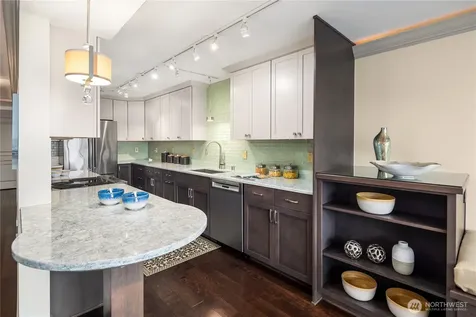 8005 Sand Point Way NE Seattle WA 98115