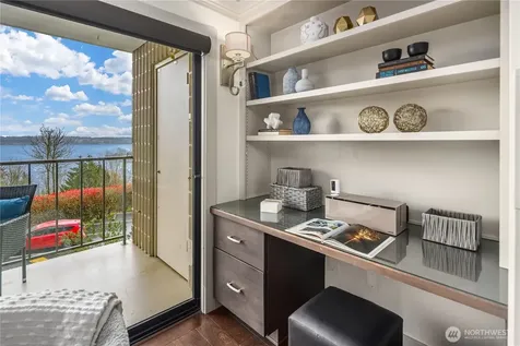 8005 Sand Point Way NE Seattle WA 98115