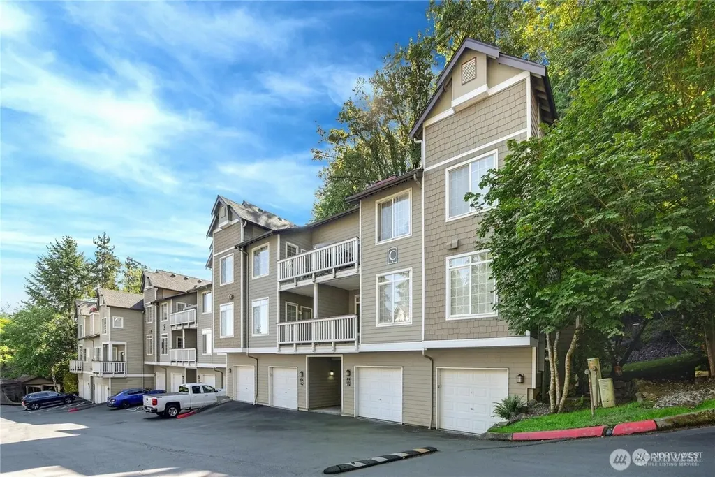 18505 SE Newport Way Issaquah WA 98027