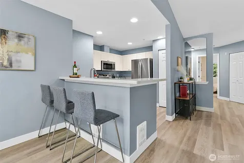 18505 SE Newport Way Issaquah WA 98027
